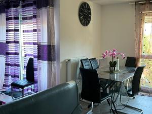 Sejours chez l'habitant Chic Appart LYON - Chambre chez l-habitant : photos des chambres