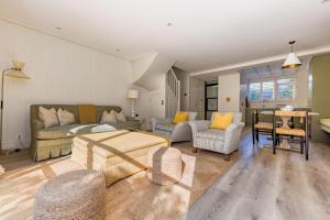 Battersea– 3 Bedroom Home with Garden