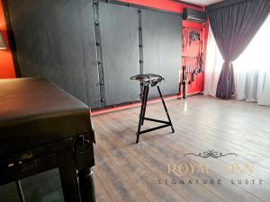 Royal Sinn Signature Suite