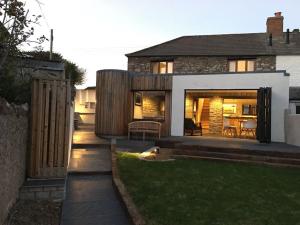 Luxury Cottage close to Cliffs & Surfing Beaches! - 4hvězdičkové hotely ve městě Bude