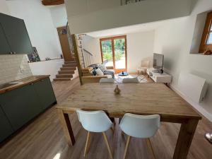 Maisonnette dans la vallée verte