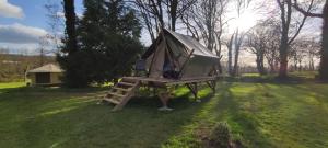 Campings Camping Le Val Aux Fees - Broceliande : photos des chambres