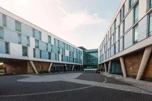 希尔顿纽卡尔斯国际机场双树酒店 - 泰恩河畔纽卡斯尔