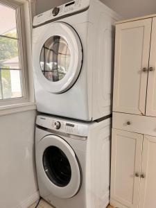 3 BR GREAT HOUSE WITH ONE parking