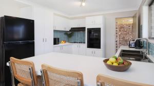 Sylvias at Currarong