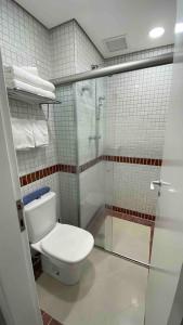 Flat confortável próximo ao metrô com recepção 24h