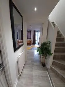 J's House - Hucknall