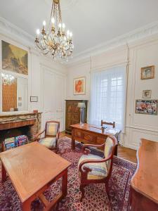 Demeure dexception dans vaste domaine