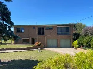 12 Brady Street, Mallacoota - Gipsy Point