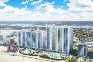 Luxury Condo 10th Floor at the Wyndham Ocean Walk