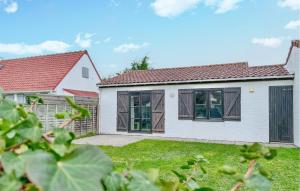 obrázek - Nice Home In Bredene With Heated Swimming Pool