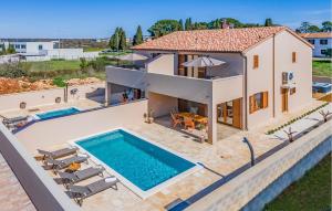 3 Bedroom Awesome Home In Vodnjan