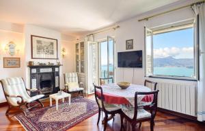 3 Bedroom Gorgeous Apartment In Zoagli