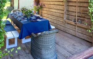 Amazing Home In Vikarbyn With Kitchen