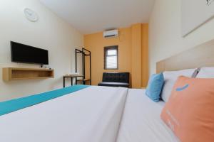 Sans Hotel Cibanteng Dramaga Bogor