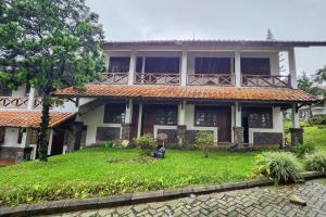 RedDoorz near Pasar Cipanas