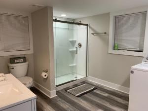 Newly Renovated Lincolnton Downtown Rail Trail Apartment - Walk to Main St