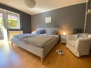 Ferien im Wangerland Ferienwohnung MUSCHEL Minsen Schillig Hund Pool Sauna