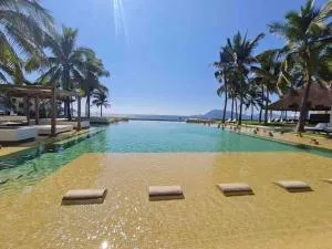 Bonito departamento pie de playa en el mejor condominio de manzanillo, Ponto Horizonte. Hermosa vista, hasta para 8 personas. Ambiente familiar. - El Coco