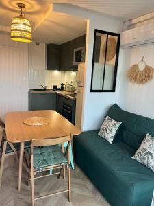 Appartements Tropical Duplex : Bord de mer + Piscine : photos des chambres
