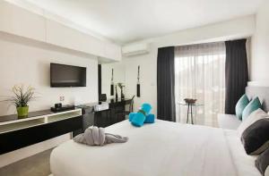 Modern studio in Replay resort