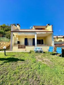 Villa Vista Mare con giardino