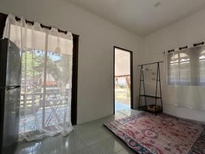 Cozy house in Chaloklum