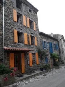 Un grand gîte *** à Lavoûte-Chilhac - Langeac