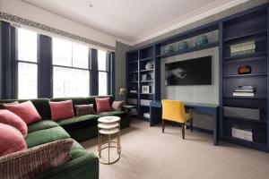 Kensington Luxury - 2 Bedrooms