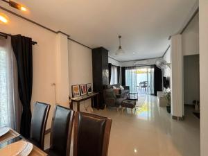 3 bedroom, 3 bathroom house, Phuket Town, Thailand