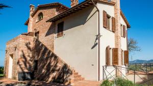 LA TORRE DEI FAGIANI 8&2 Emma Villas