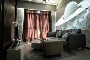 K Avenue by CAIRO