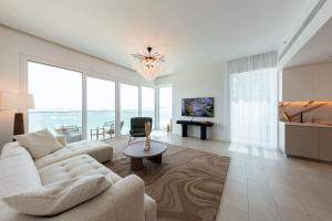 Remarkable 2BR+storage in JBR with Sea View