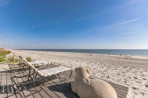 Breathtaking Beach Front House home