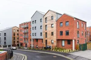 For Students Only Cosy Private Ensuites at The Towpath in Chester - 切尔德桑顿