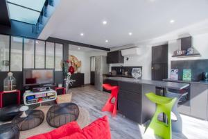 Studio de 40m2 avec terrasse privée, gare à 5 min