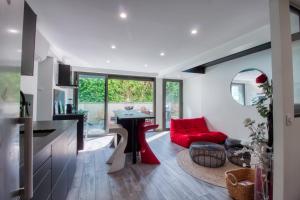 Studio de 40m2 avec terrasse privée, gare à 5 min