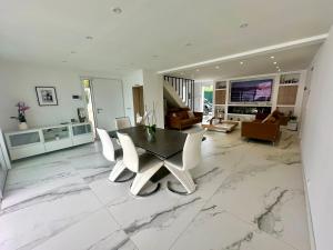 VILLA LAURANA HYERES 6 personnes Piscine chauffée