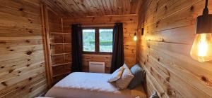 Chalets Chalet Istres des Ardennes : photos des chambres
