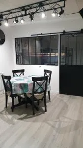 BACKSTAGE STUDIO - Latour-de-France