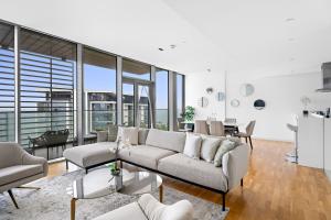 New 2 bedroom in Bluewaters with Direct Sea View