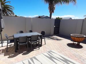 22 on Port Natal Hartenbos