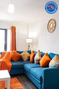 Prime Location, King Bed & Sofa, Business & Family