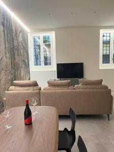 Gallienus Superior Apartment