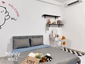 MRT Balcony Netizen Couple Friendly #29 - Kampong Perimbun