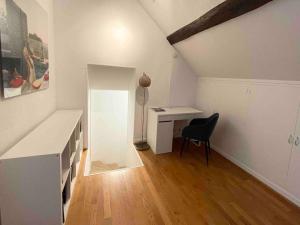 Appartements Grand appartement en centre ville : photos des chambres