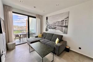 White Lion Apartment N2 Kallithea