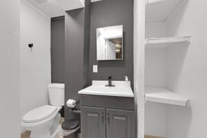 Designer spot - No Extra Fees - Palm Wave Says