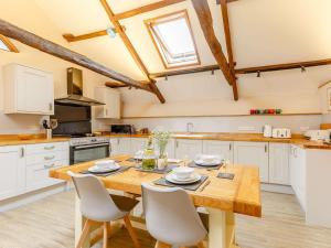 2 Bed in Umberleigh 88605