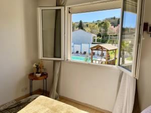 Villas Villa les cigales - Paisible avec piscine : photos des chambres